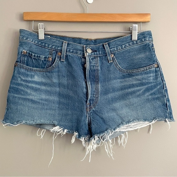 Levi’s 501 Button-fly High Rise Denim Jean Cutoff Shorts - 30" - Picture 2 of 11